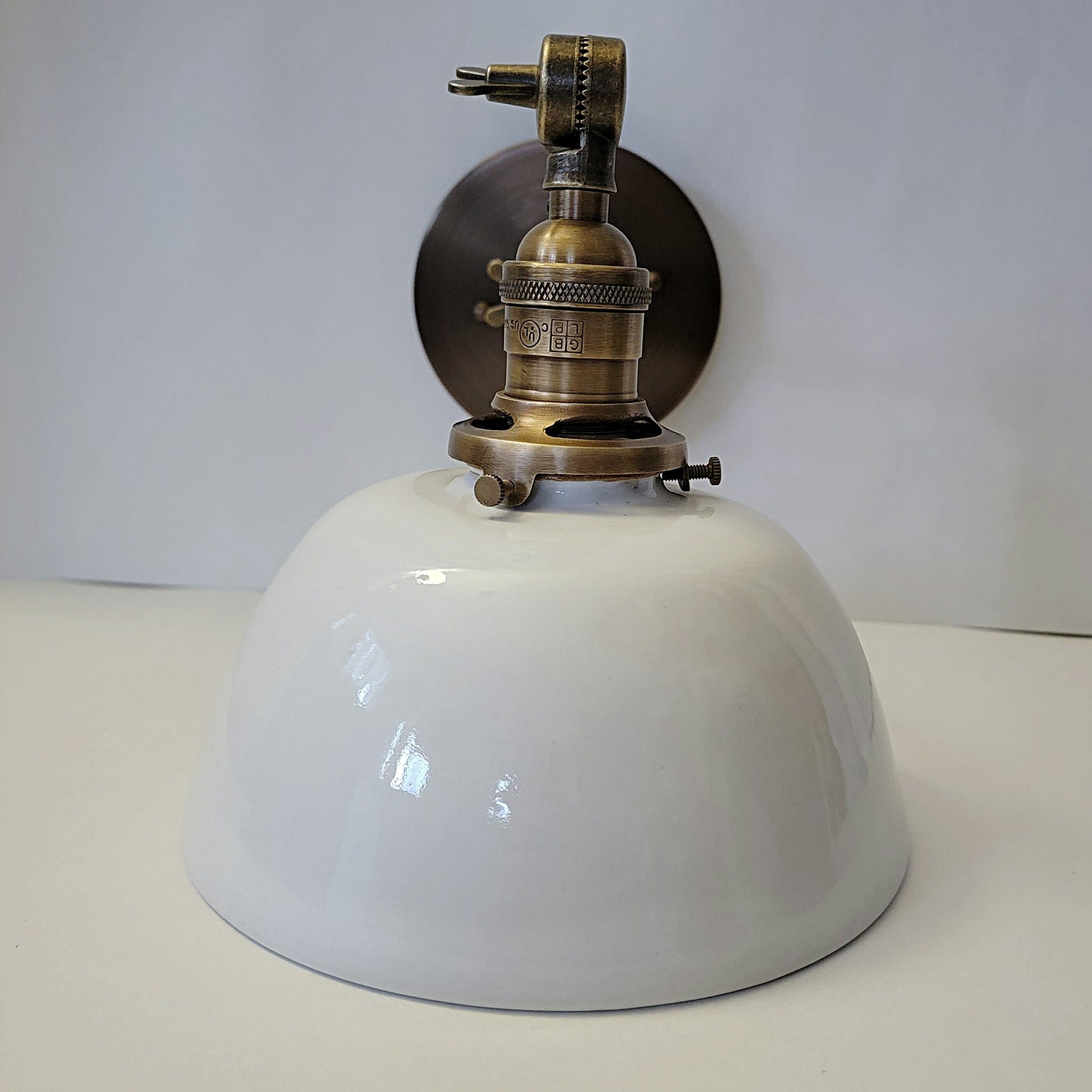 Style#065 Antique brass farmhouse wall sconce