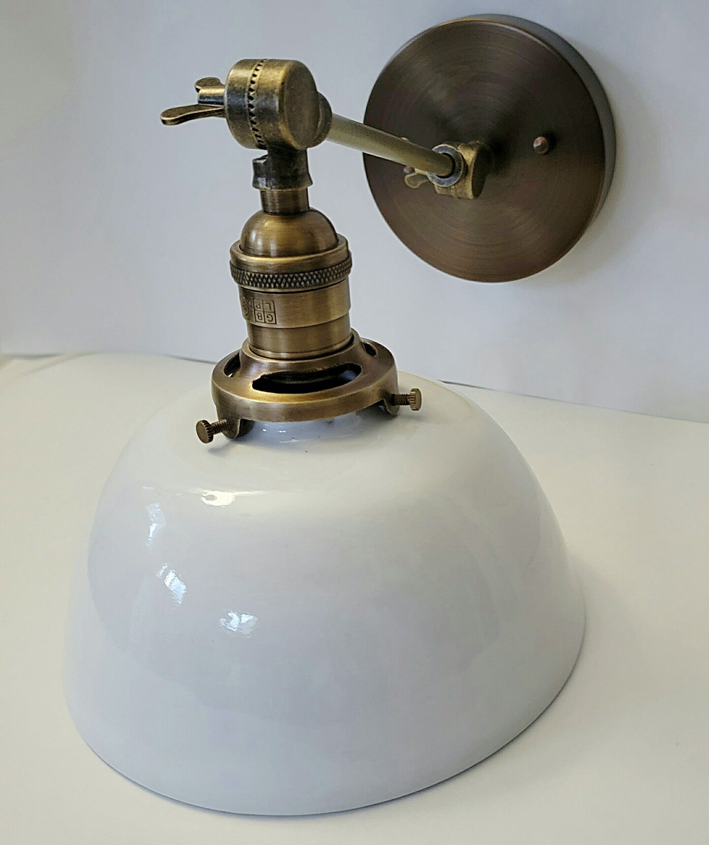 Style#065 Antique brass farmhouse wall sconce