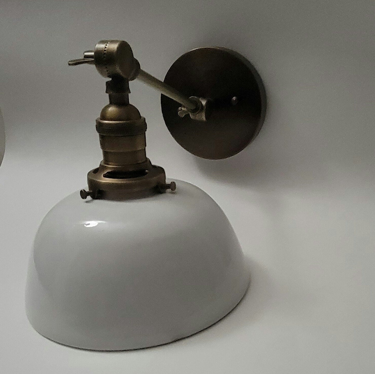 Style#065 Antique brass farmhouse wall sconce