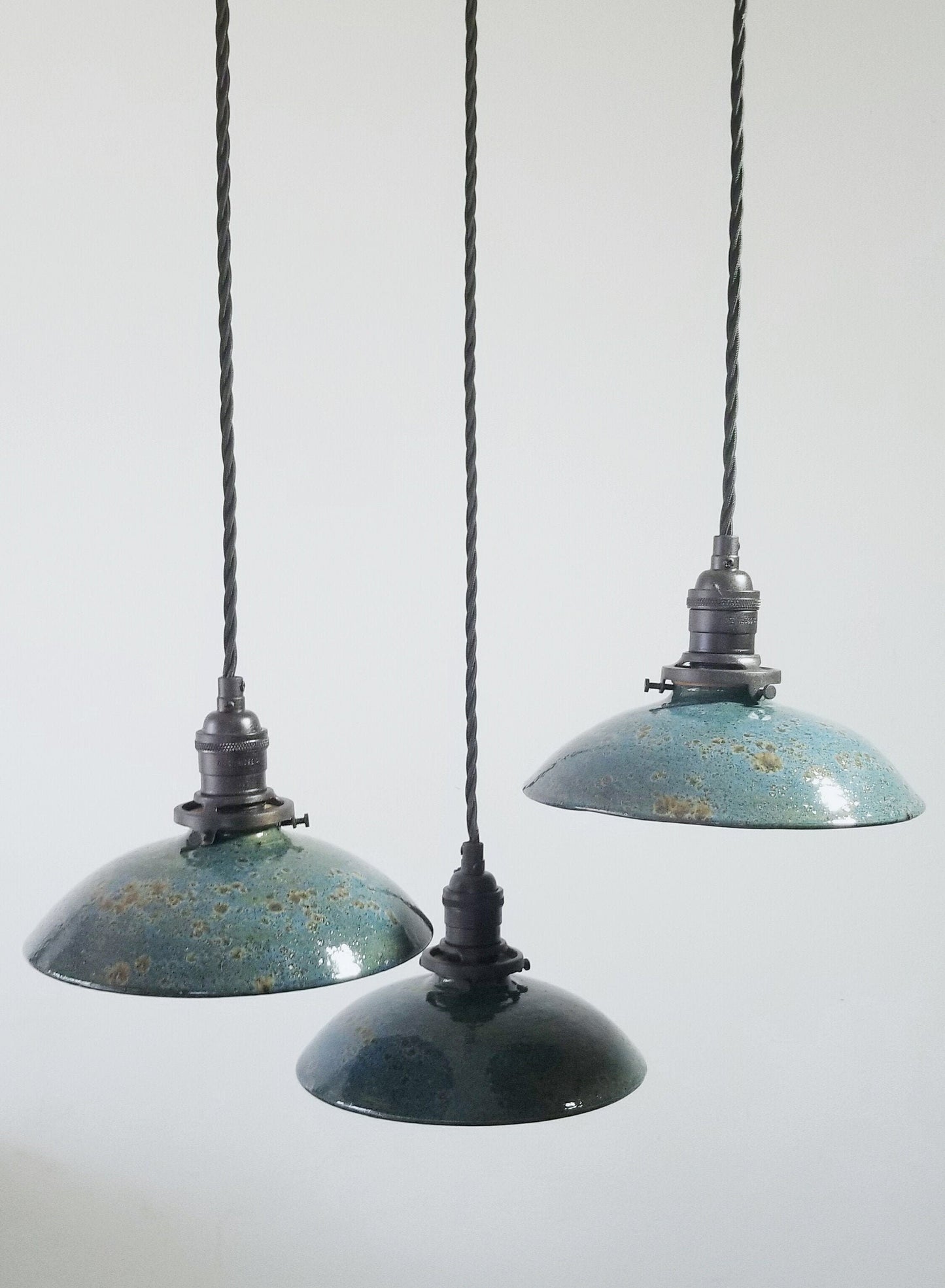 Style#047 Pottery Pendant Light in Ship Wreck Blue