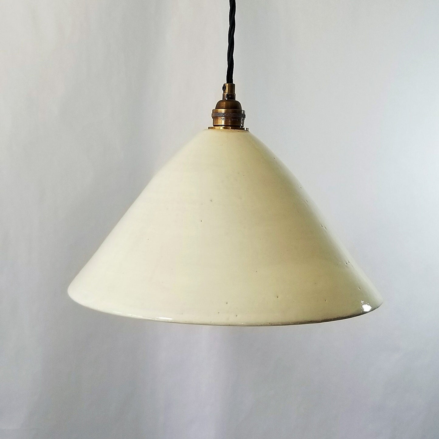 Style#005 Hanging pendant cone lamp