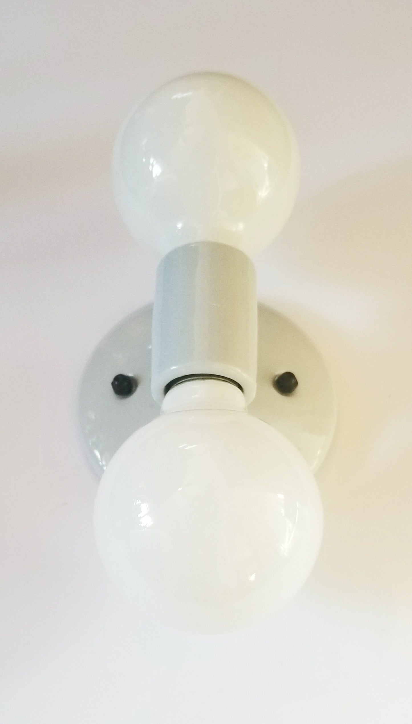 Style#033 White ceramic wall sconce